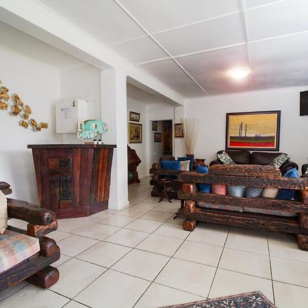 Schooner House Hotel คานสบาย ภายนอก รูปภาพ